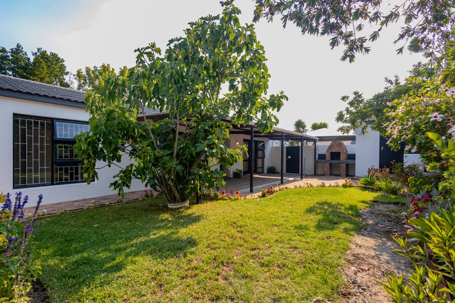 5 Bedroom Property for Sale in De Bron Western Cape